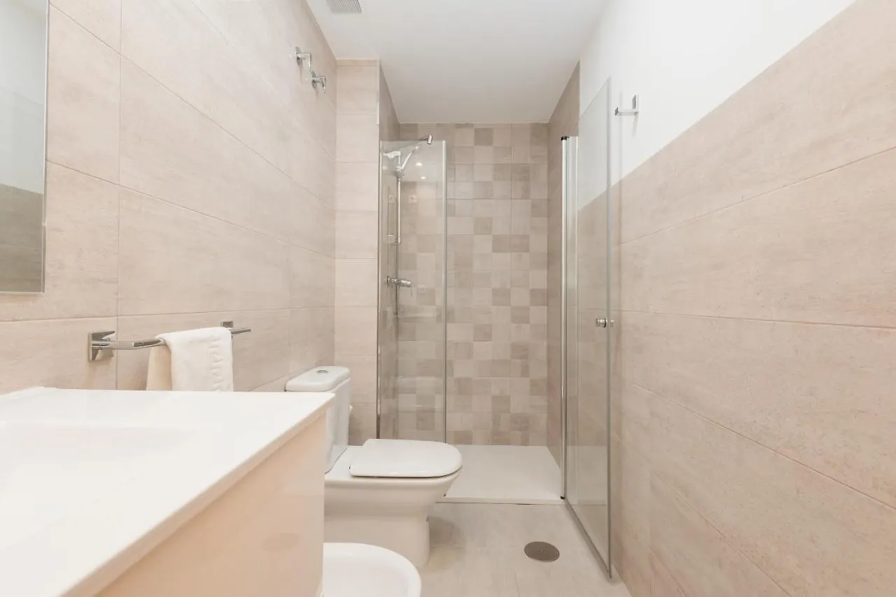 1St Line Beach Complex Apartment 马尔韦利亚