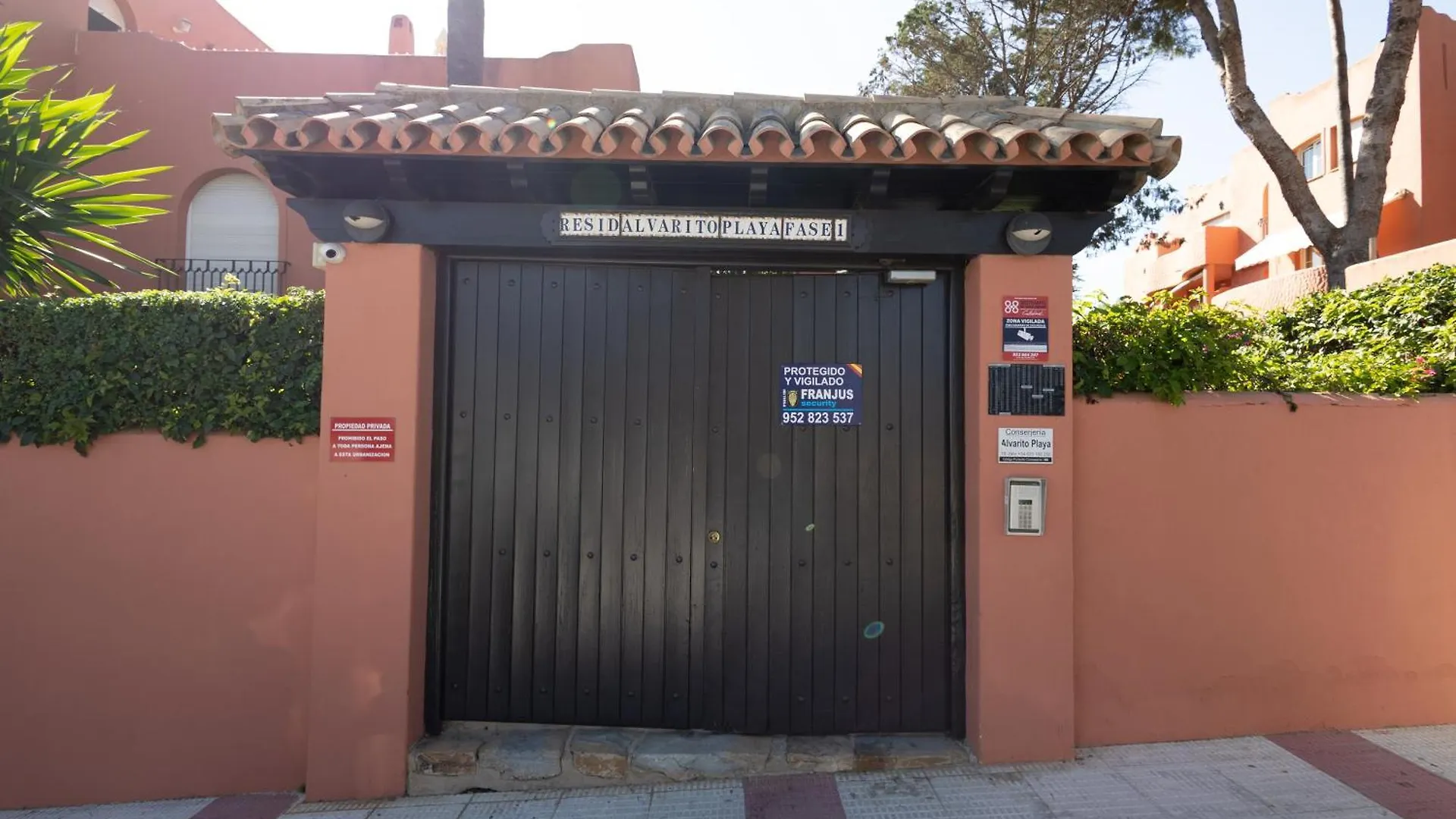 1St Line Beach Complex Apartment Marbella