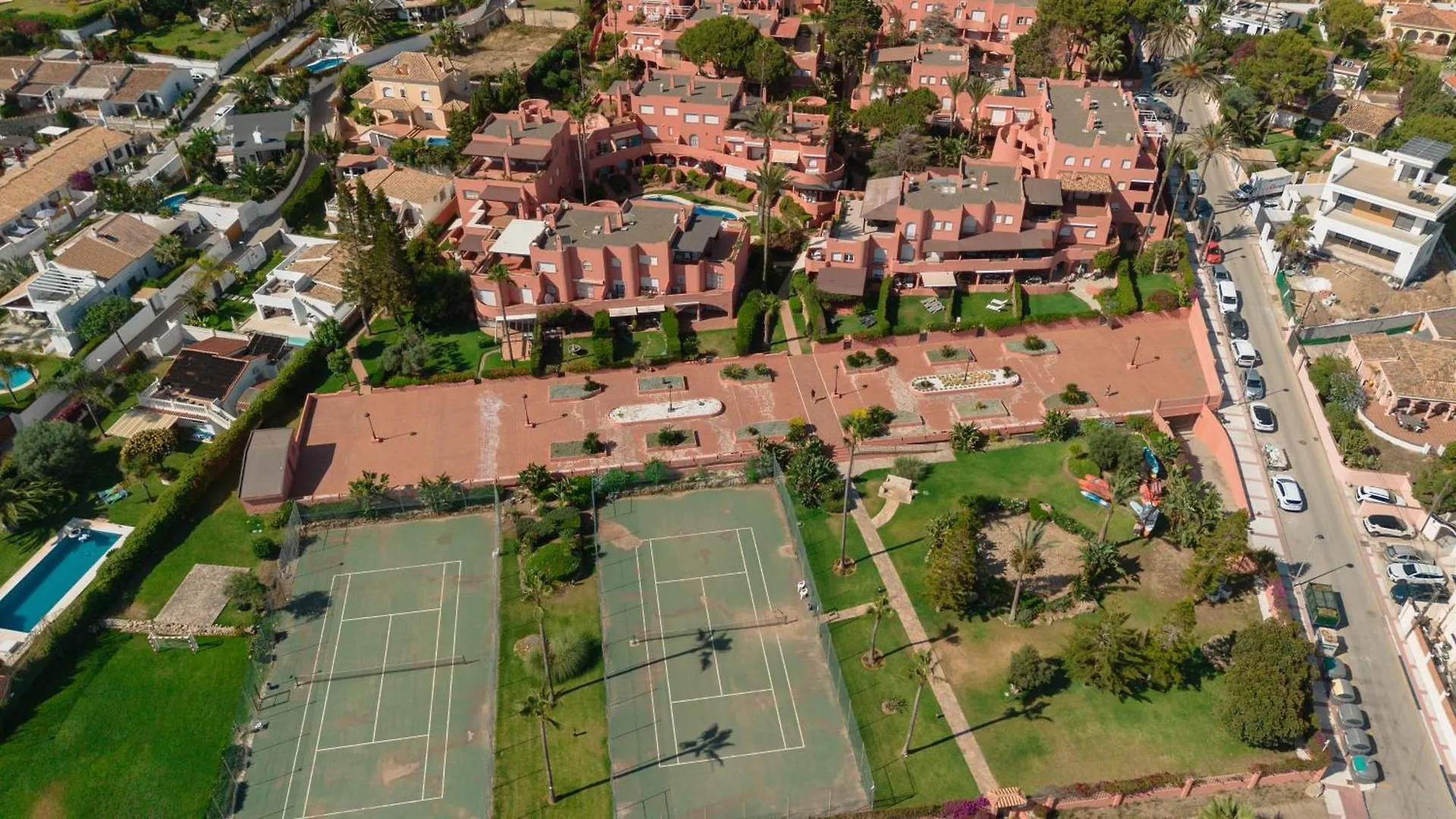 1St Line Beach Complex Apartment Marbella