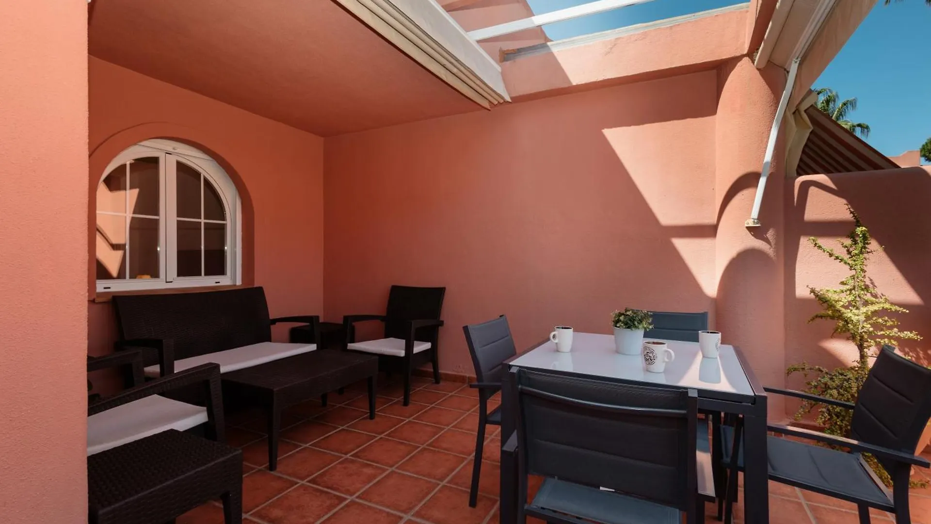 1St Line Beach Complex Apartment Marbella 0*,  Spanyolország